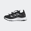 Dětské outdoorové boty adidas TERREX VOYAGER 21 H.RDY K - foto 4