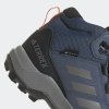 Dětské kotníkové boty adidas TERREX MID GTX K - foto 8