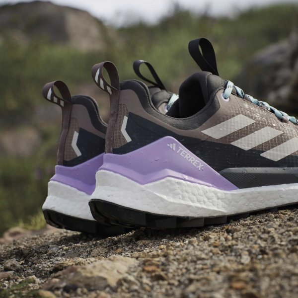 Dámské outdoorové boty adidas TERREX FREE HIKER 2 LOW GTX W - foto 28