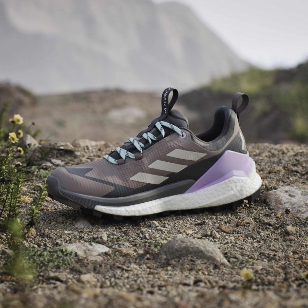 Dámské outdoorové boty adidas TERREX FREE HIKER 2 LOW GTX W - foto 25