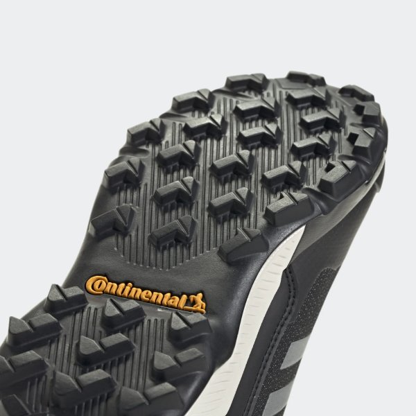 Dětské outdoorové boty adidas TERREX WINTER MID BOA R.RDY K - foto 8