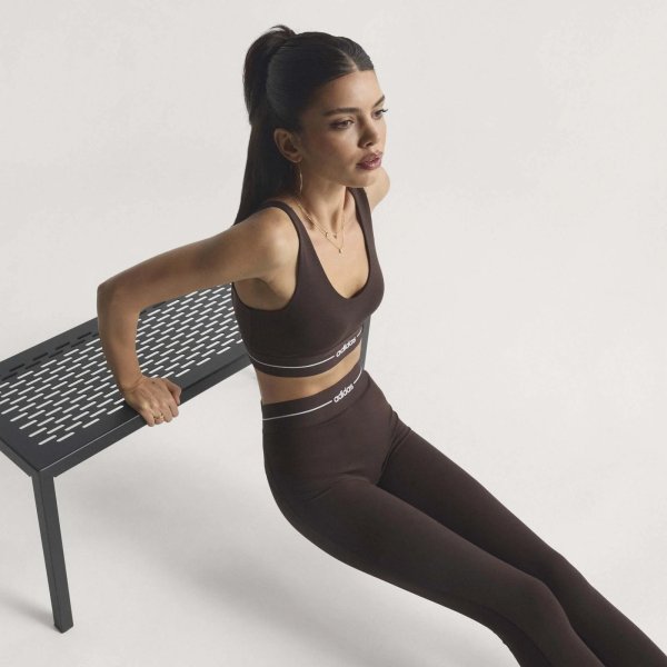 Dámská sportovní podprsenka adidas Q1 HYG LS BRA - foto 24