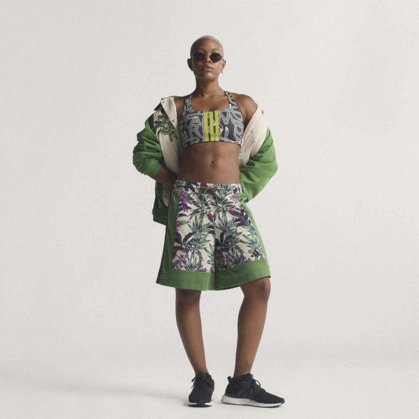 Dámská sportovní podprsenka adidas FARM BRA - foto 20